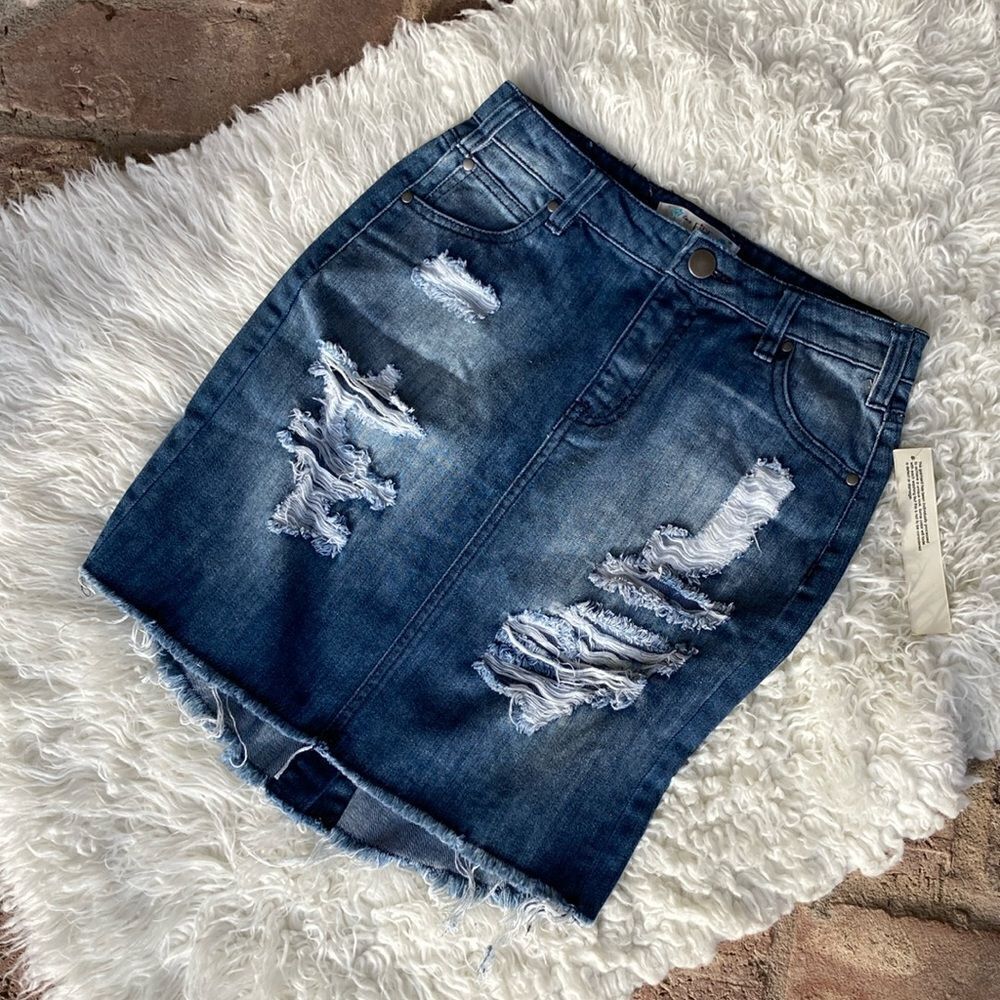 New Love Fire Distressed Pencil Denim Jean Skirt Size 25